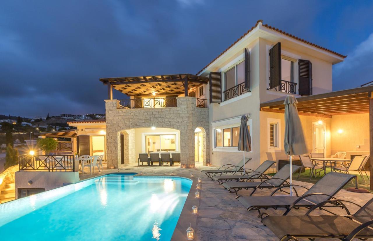 Resitour - Perneri Four Bedroom Villa Paphos Eksteriør bilde